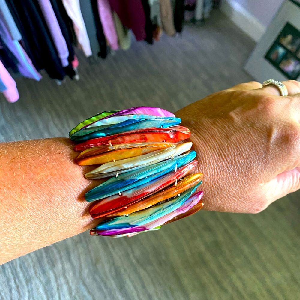 Colorful shell bracelet